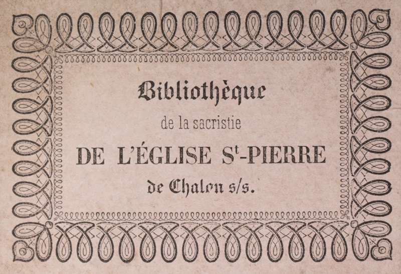 Vignette de la bibliothèque de la sacristie de l'Eglise Saint-Pierre de Chalon s/s.